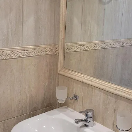 Rea Sea Breeze Апартаменти Бяла